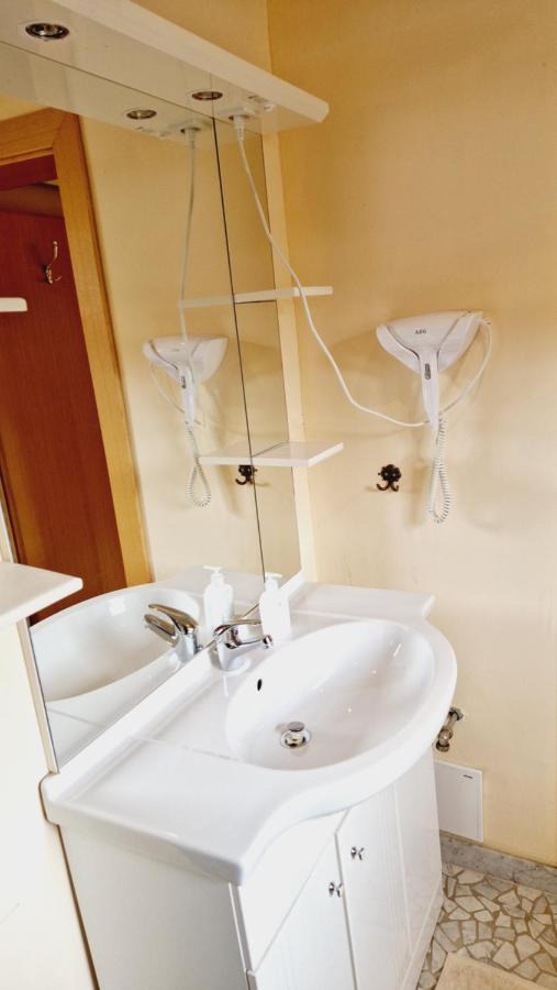 Gasthof Dorfschenke Stall エクステリア 写真